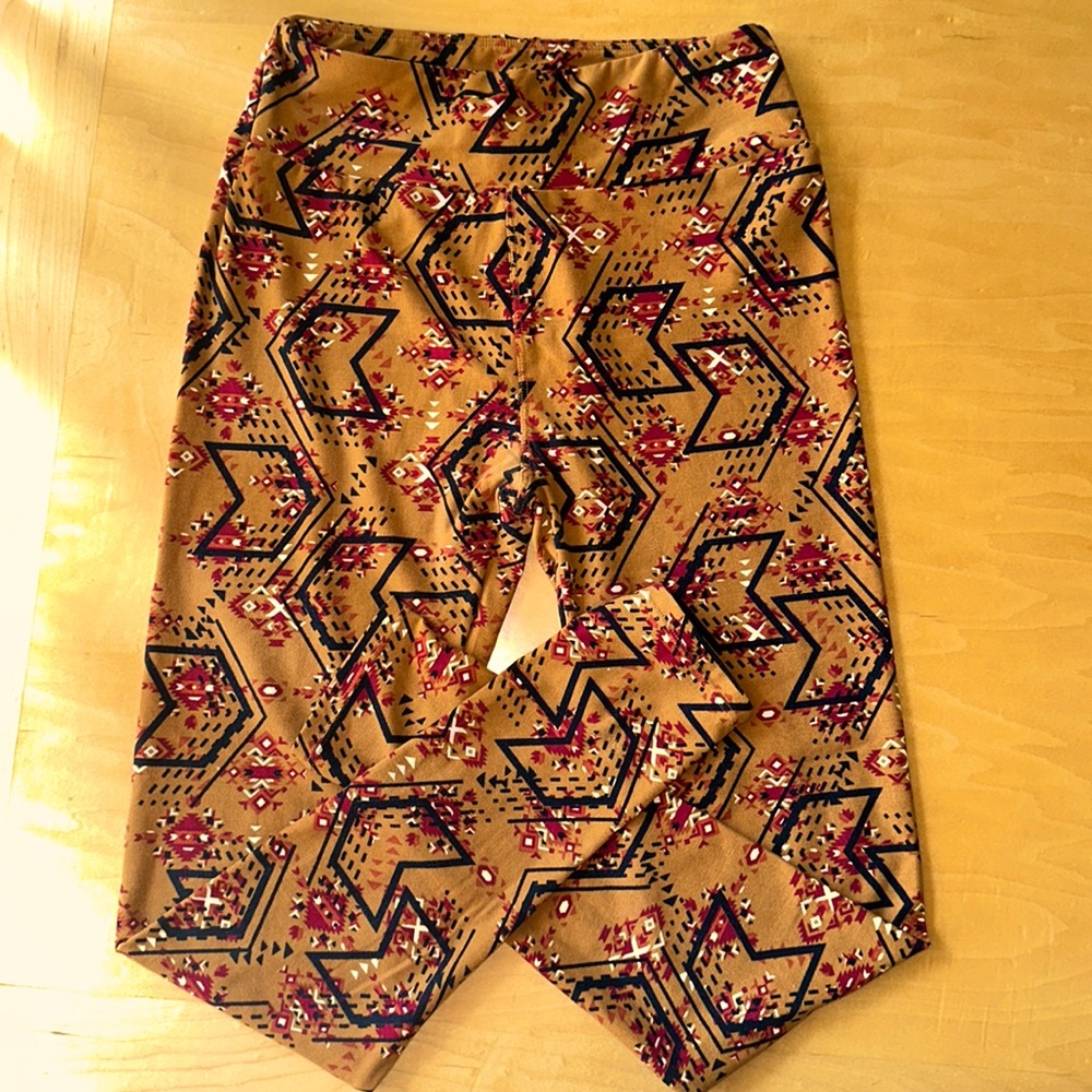 COPY - LuLaRoe leggings.